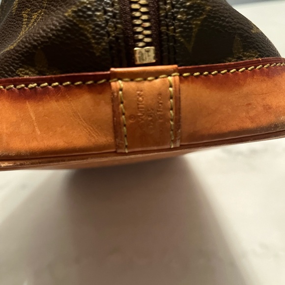 Authentic Louis Vuitton Monogram Alma PM Satchel - Picture 7 of 11